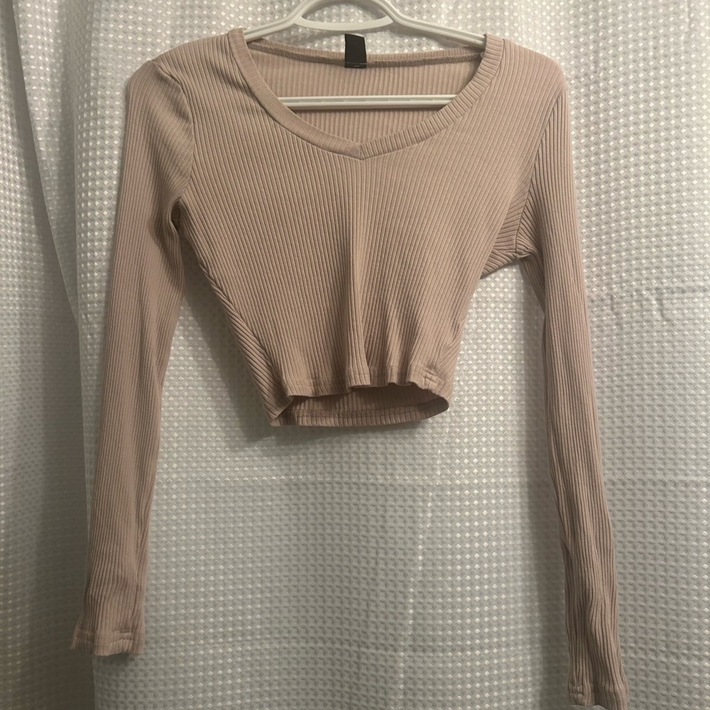 cream v neck ling sleeve size xs